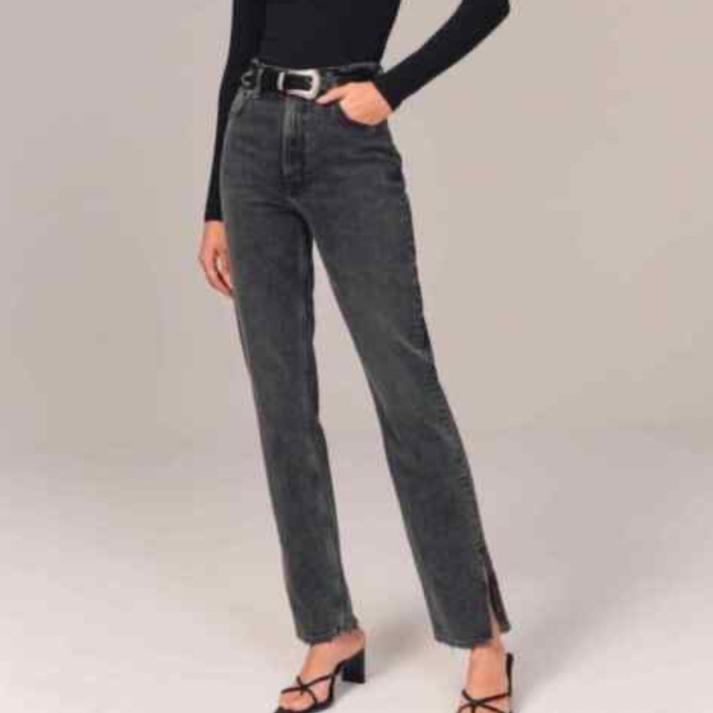 Abercrombie & Fitch Women's Straight Leg Jeans in Washed Black